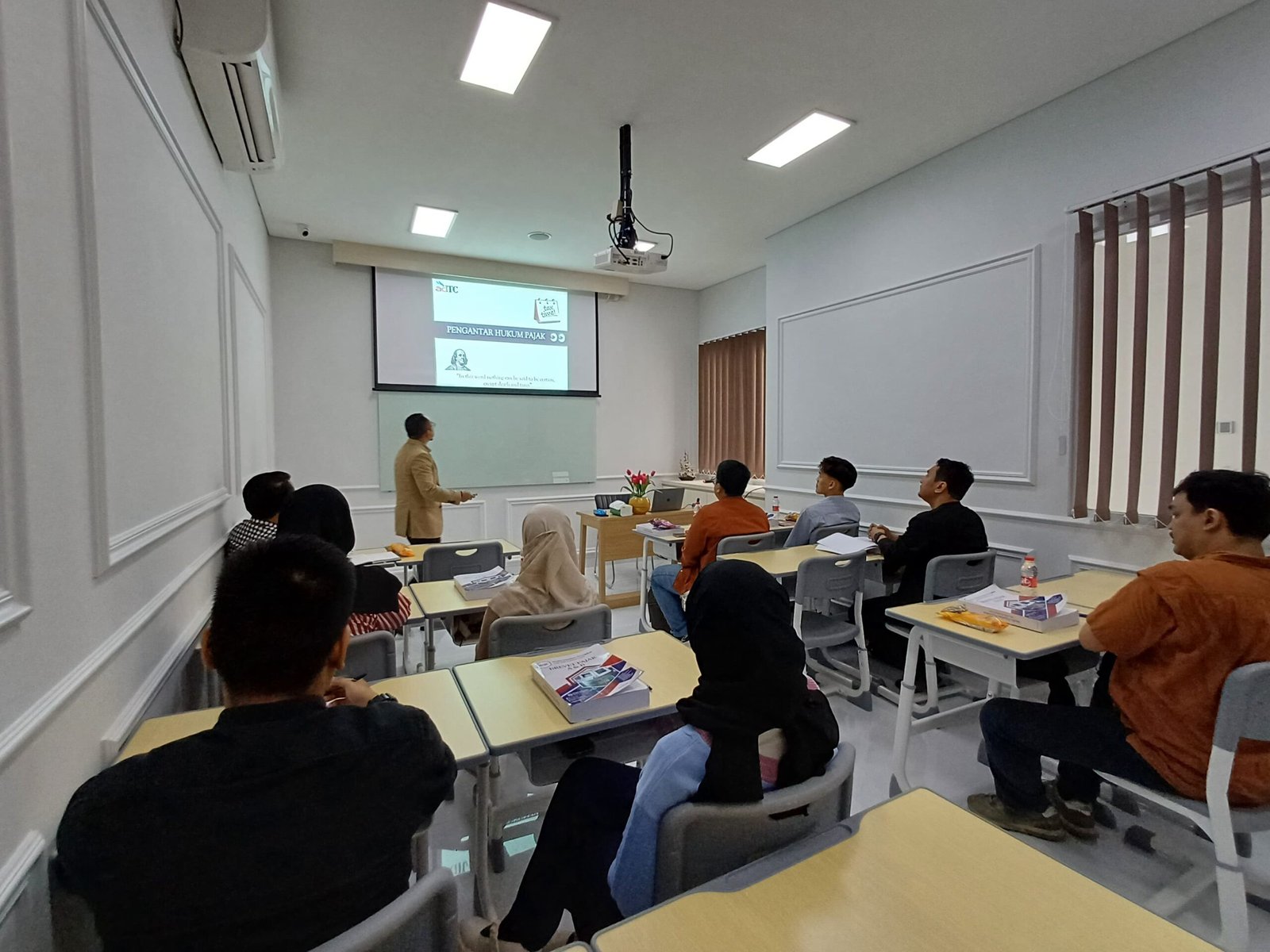 WhatsApp Image 2025-07-26 at 12.08.21 (10)